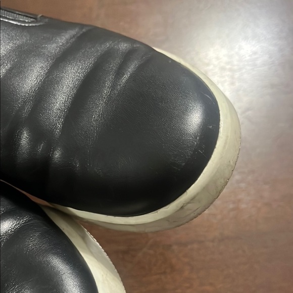 Prada Men's Black Slip-On Shoes - Picture 10 of 10